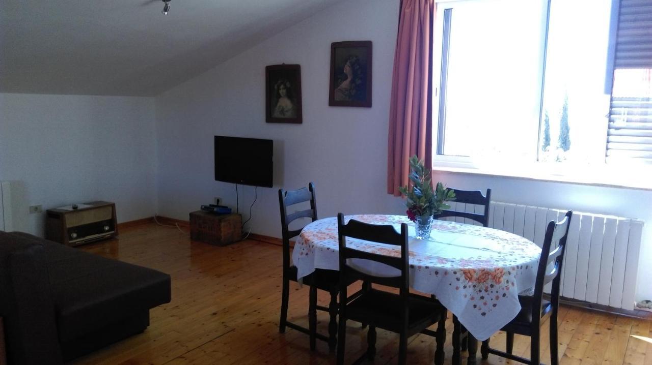 Apartment Elinor 2 Rovinj Exterior foto